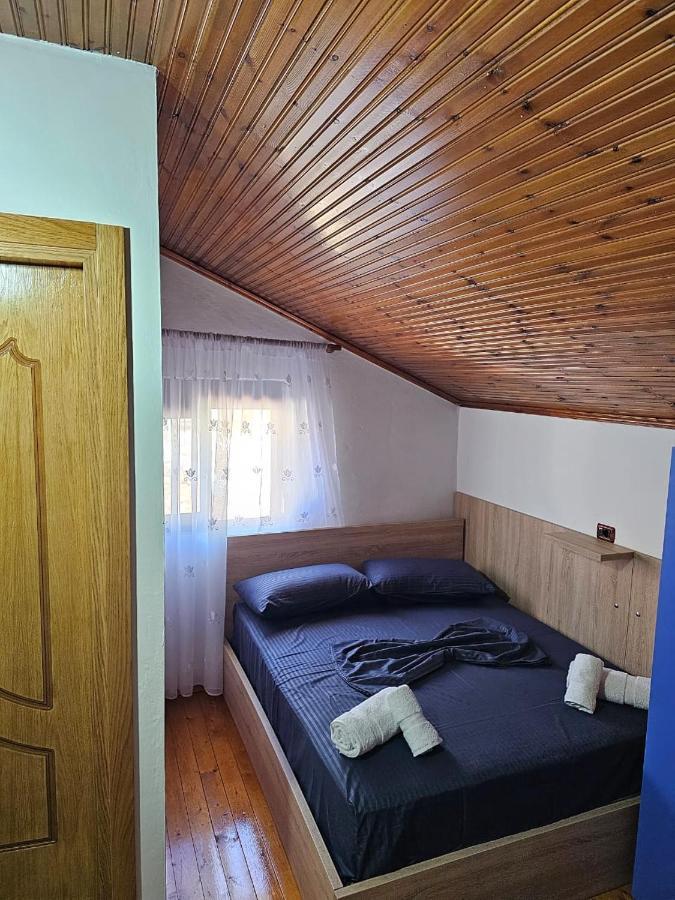 Castle - Inside,Voga Guesthause Hotel Kruja Kültér fotó